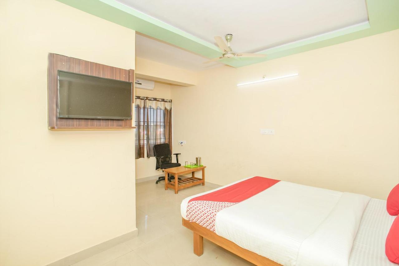 Oyo 10291 Sri Venkatadri Residency Bangalore Exterior photo