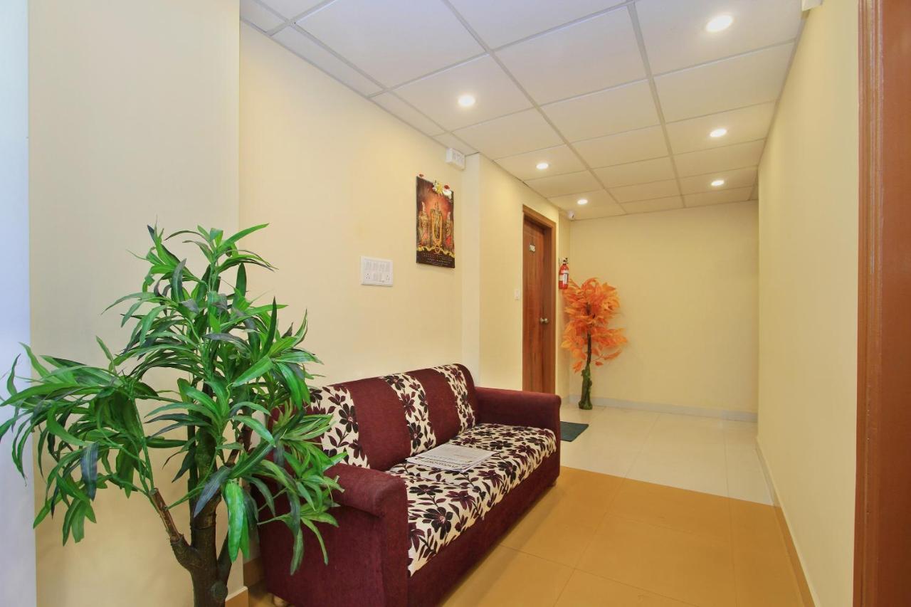 Oyo 10291 Sri Venkatadri Residency Bangalore Exterior photo