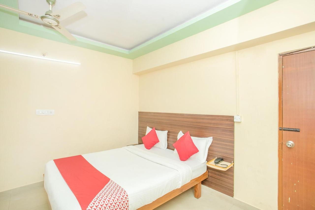 Oyo 10291 Sri Venkatadri Residency Bangalore Exterior photo