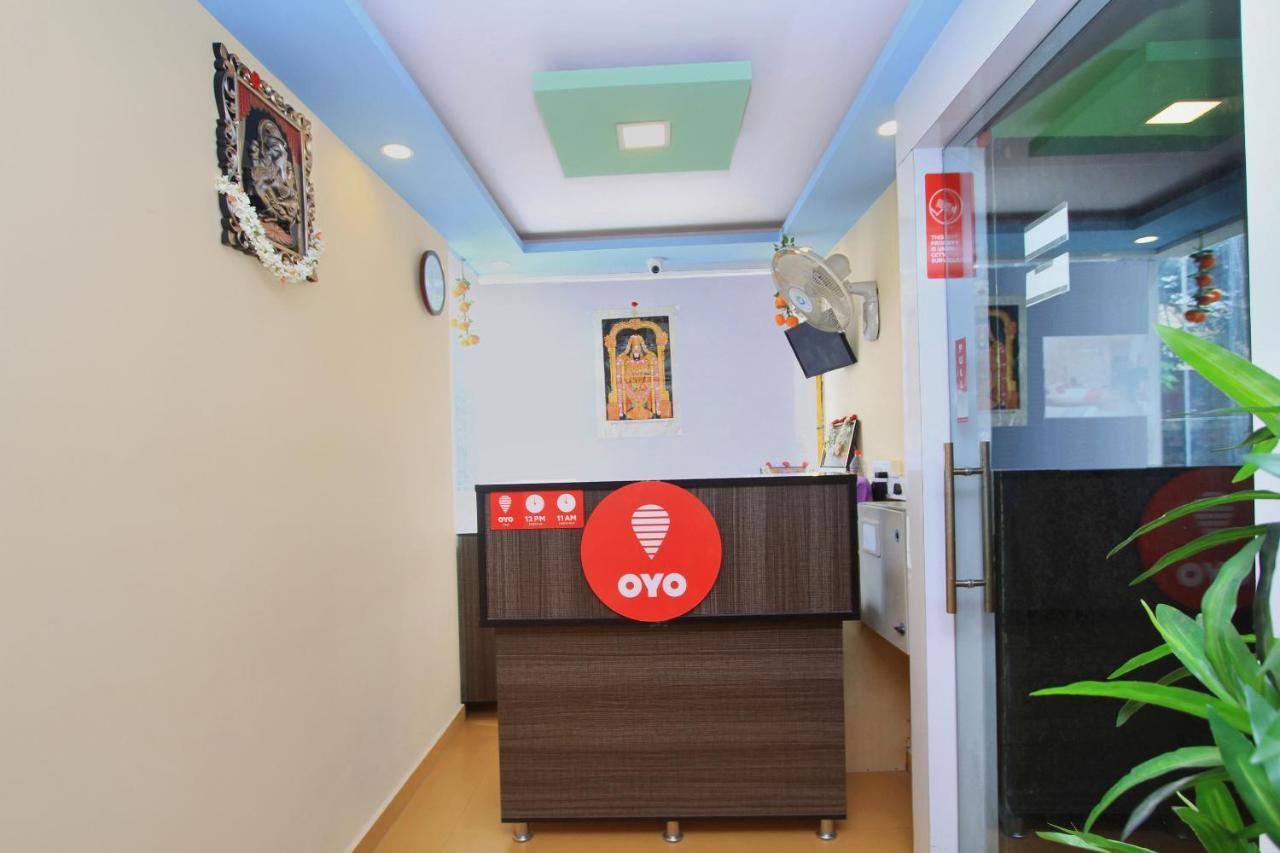 Oyo 10291 Sri Venkatadri Residency Bangalore Exterior photo